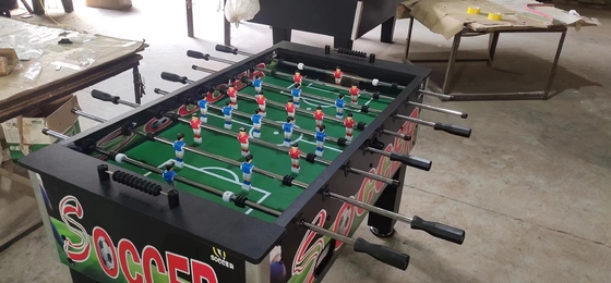 طاولة لعبة كرة القدم ذات ألوان قابلة للتخصيص مع ريل ABS Ball MDF